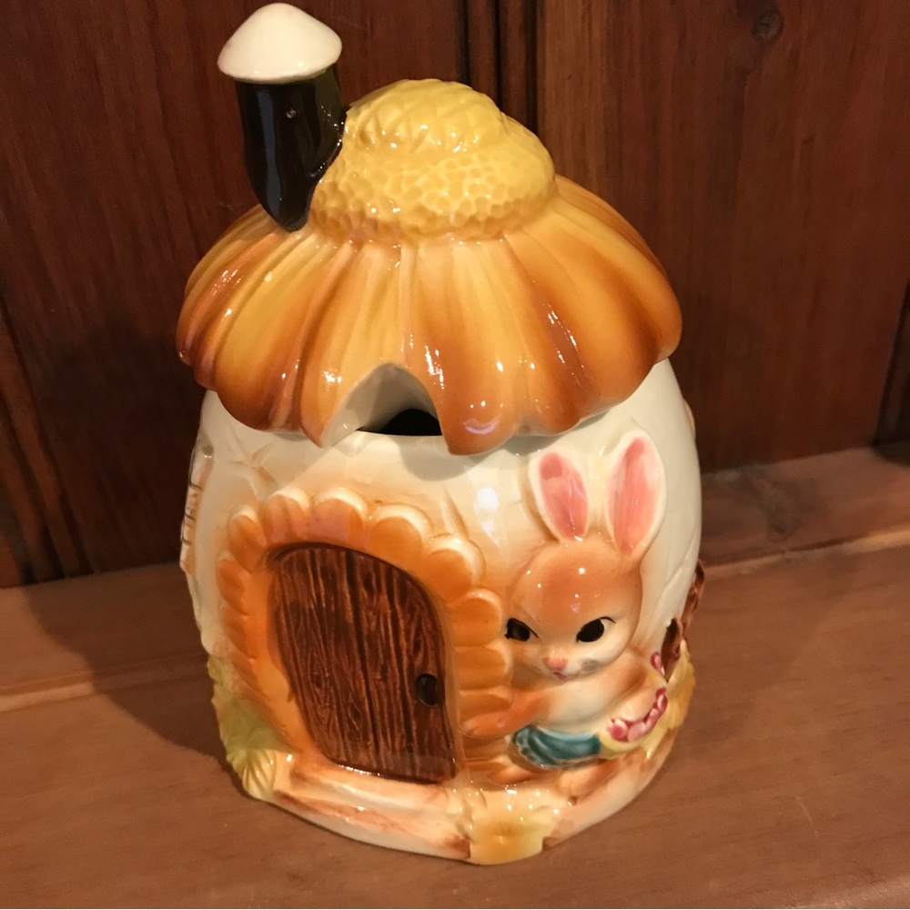 Vintage china jam honey serving piece. Bunny house cottage 1960s?